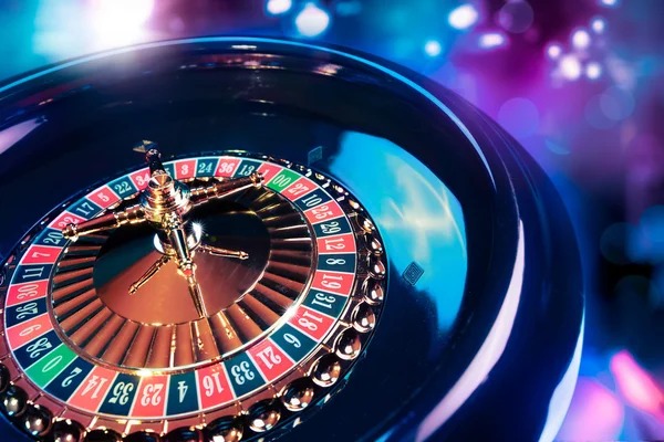 Live dealer at Crazy Time wheel on idrok web studio